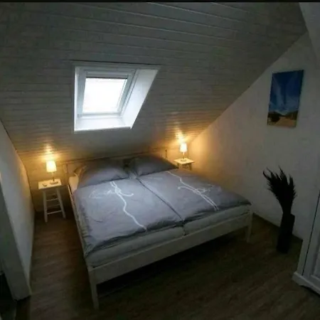 Haus Kleeblatt Klein Appartamento Borkum
