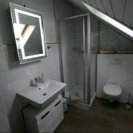 דירה Haus Kleeblatt Klein בורקום